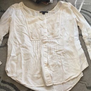 Long sleeve American Eagle shirt